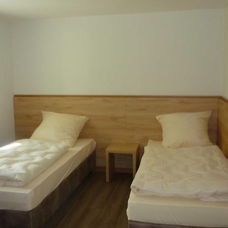 Ferienwohnungen Beim Hotel Zur Post, Erlau Erlau  Exterior foto